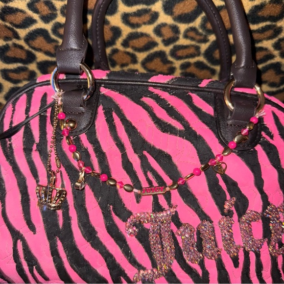 🩷🦓🖤NWT Custom Juicy Couture Hot Pink Zebra Rhinestone Y2K Satchel One of One 🩷🦓🖤 - Picture 4 of 9